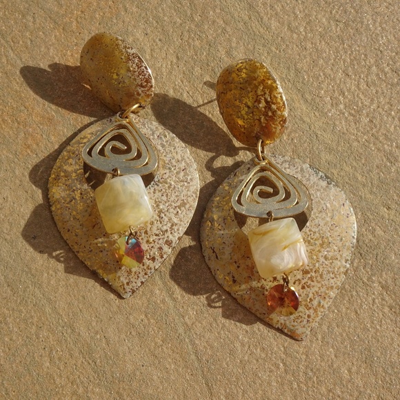 Big Vintage '80s Gold Gold Swirl Spiral Swarovski Crystal Post Dangle Earrings - Picture 6 of 6